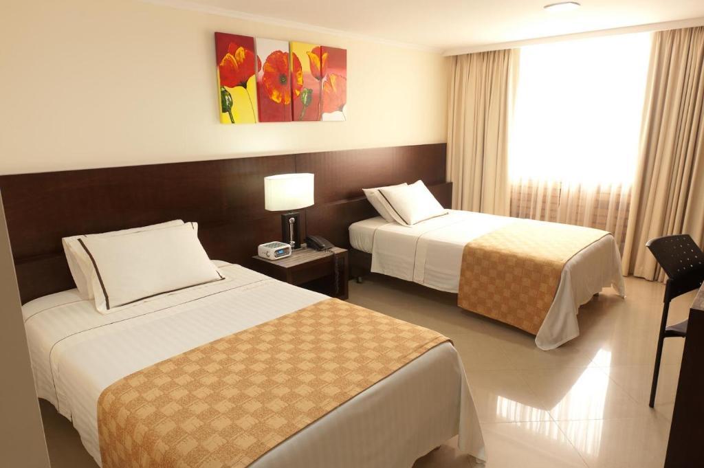 Hotel Alameda De La 10 Медельин Номер фото